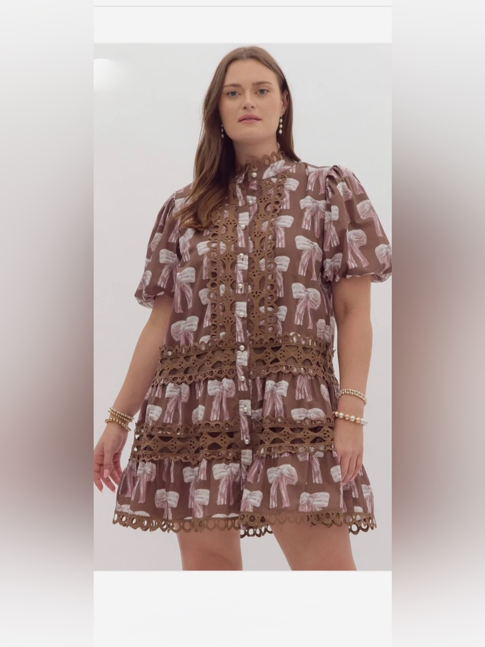 Entro Southern Charm Dress
Brown Bow-Print Lace-Trim Mini
